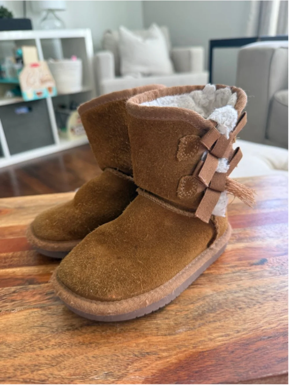 Baby Koolaburra by UGG Brown Boots with Bows Size 7